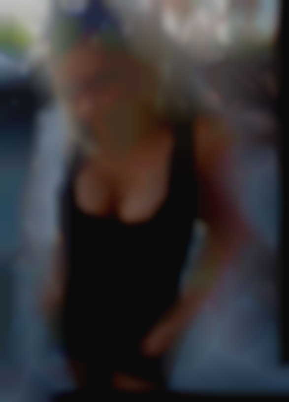 Newbies girls would be fun good-looking Chick.